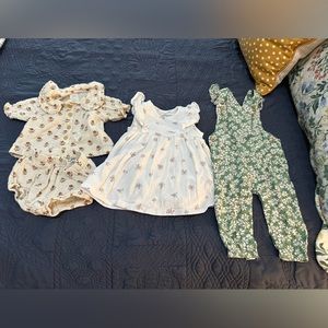 H&M Baby Girl Bundle - H&M and Vignette - 0-3 Months